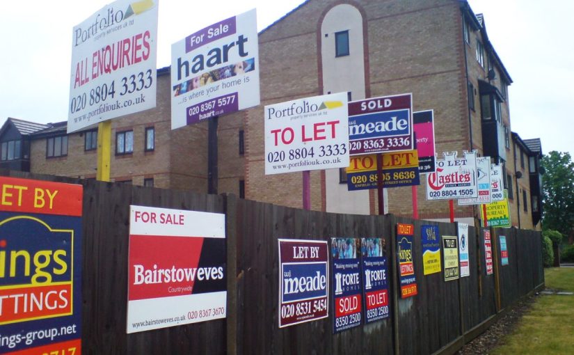 Venta de inmuebles en Reino Unido cae&nbsp;52%